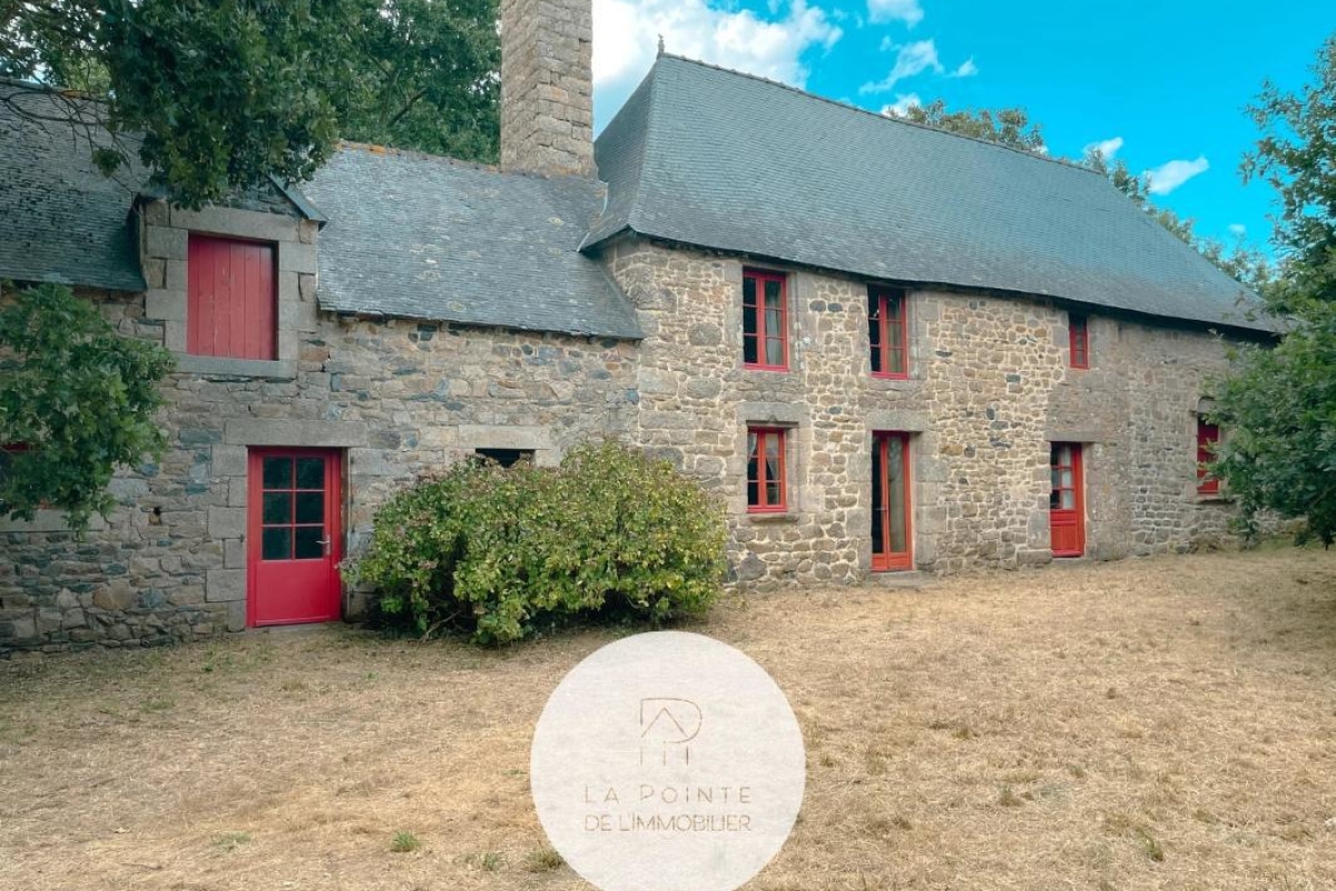 Maison de luxe à vendre à Saint-Brandan, 313 200 €, Photo 1