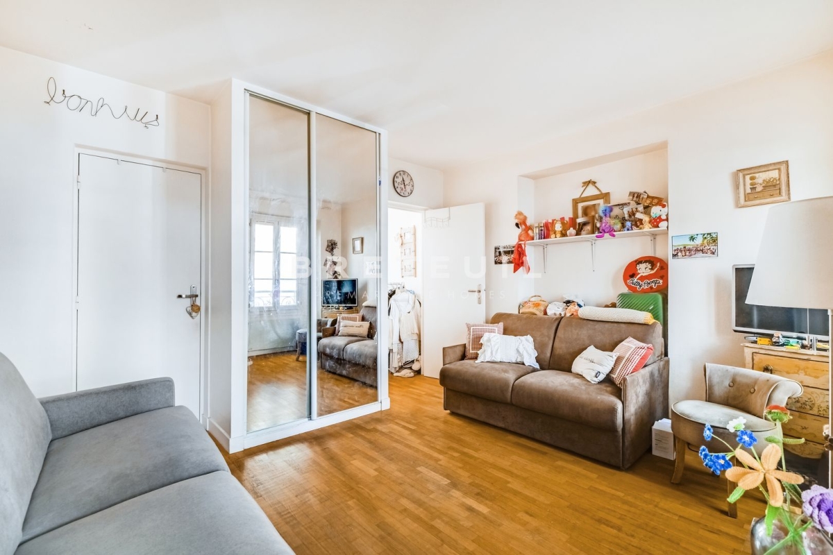 Appartement de luxe à vendre à Neuilly-sur-Seine, 290 000 €, Photo 2