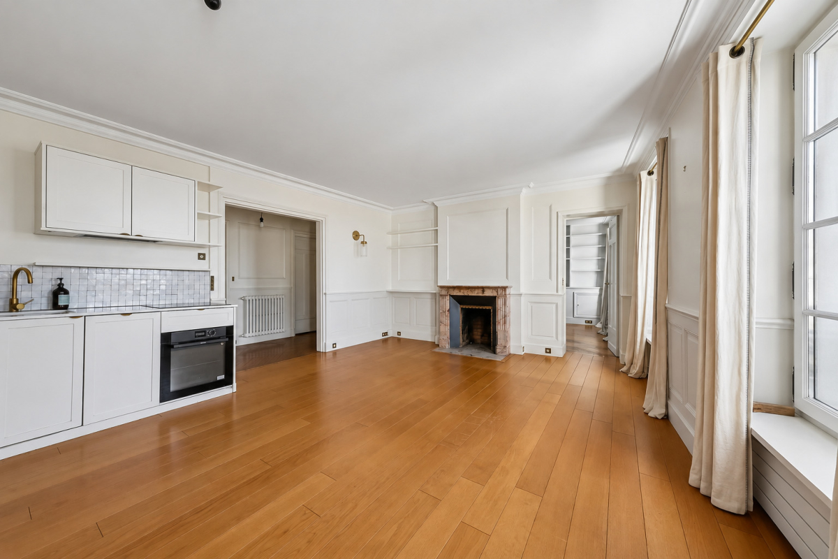 Luxury Apartment for sale in Paris 18ème, 795 000 €, Photo 6