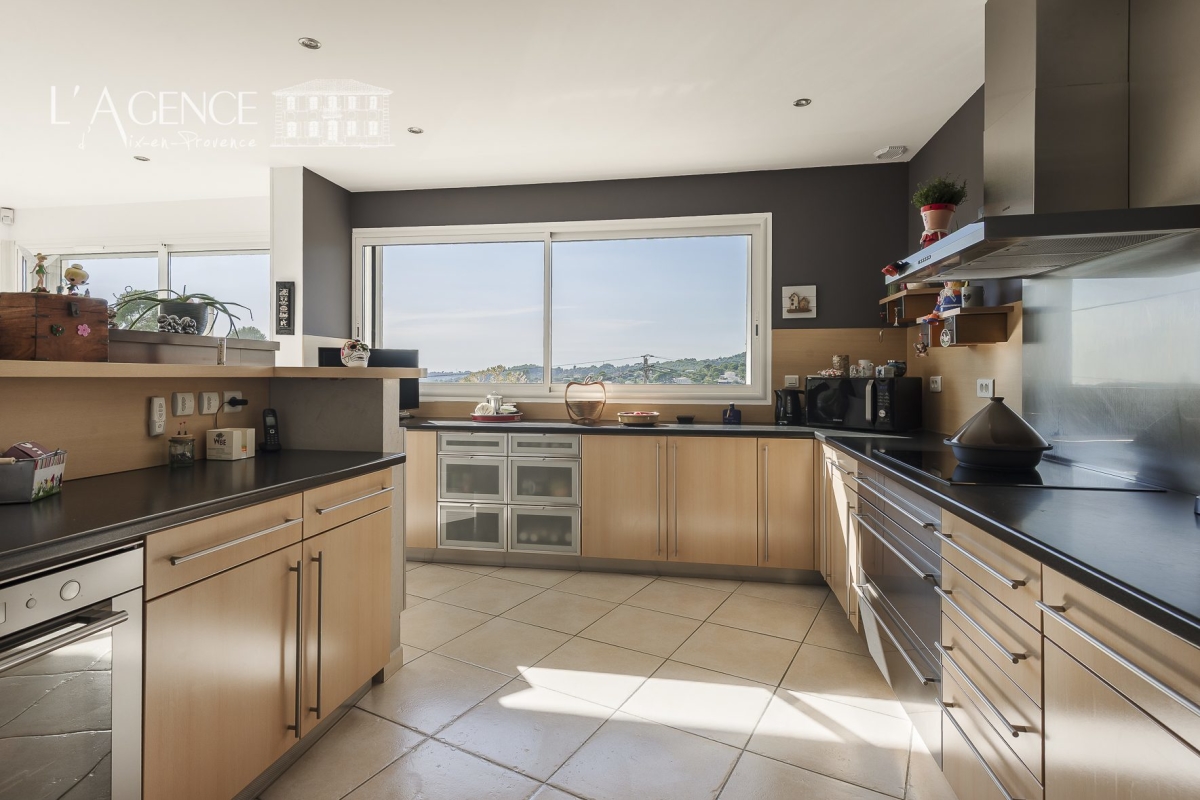 Maison de luxe à vendre à Marseille 11ème, 1 060 000 €, Photo 7