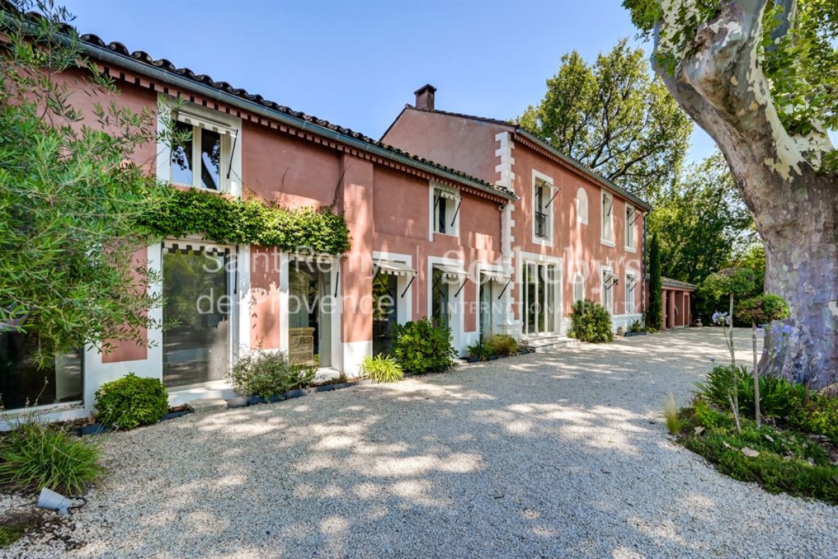 Maison de luxe à vendre à Eygalières, 3 200 000 €, Photo 3