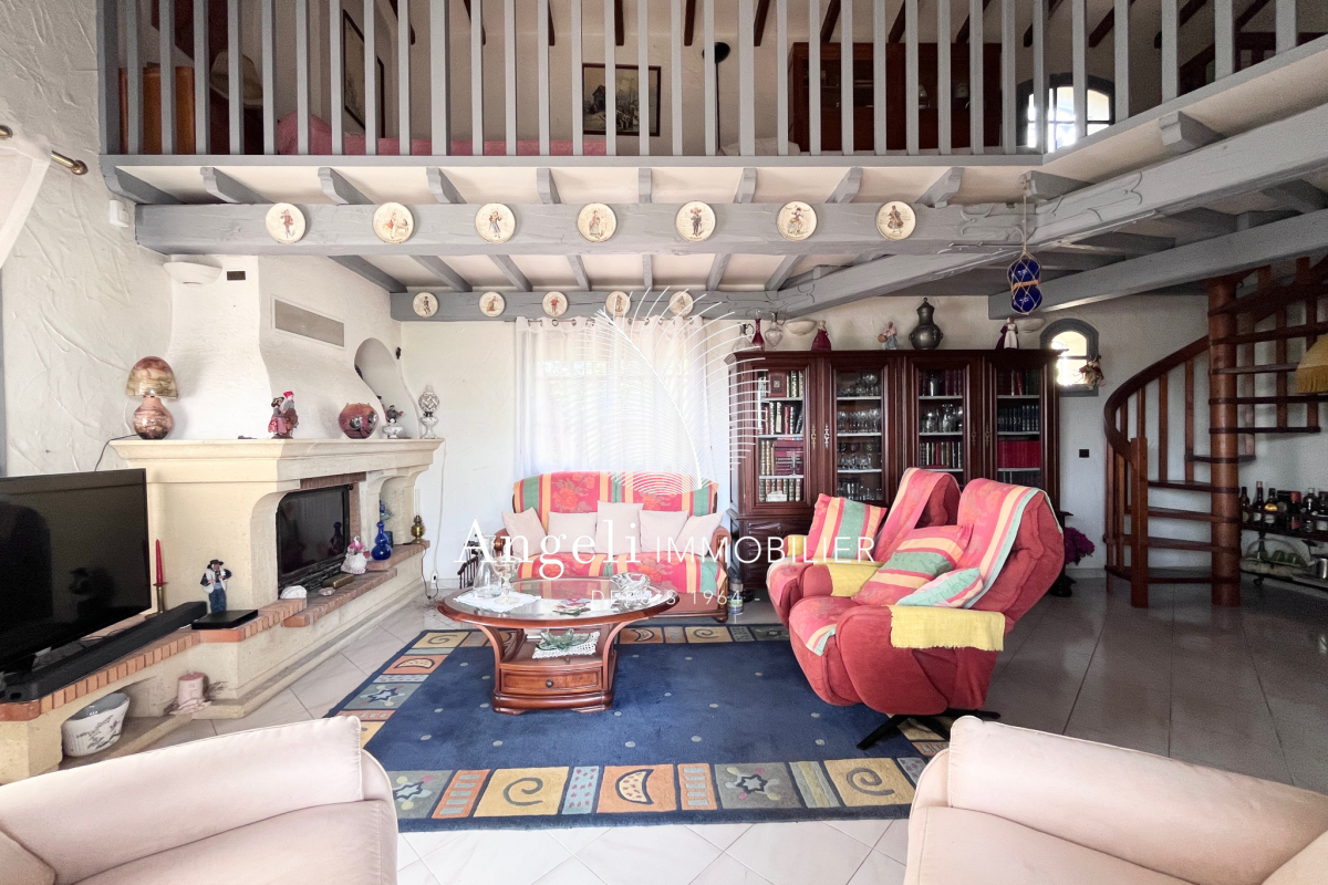 Maison de luxe à vendre à Saint-Aygulf, 790 000 €, Photo 7