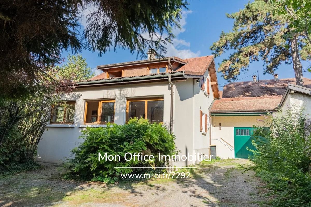 Luxury House for sale in Annecy, 990 000 €, Photo 1