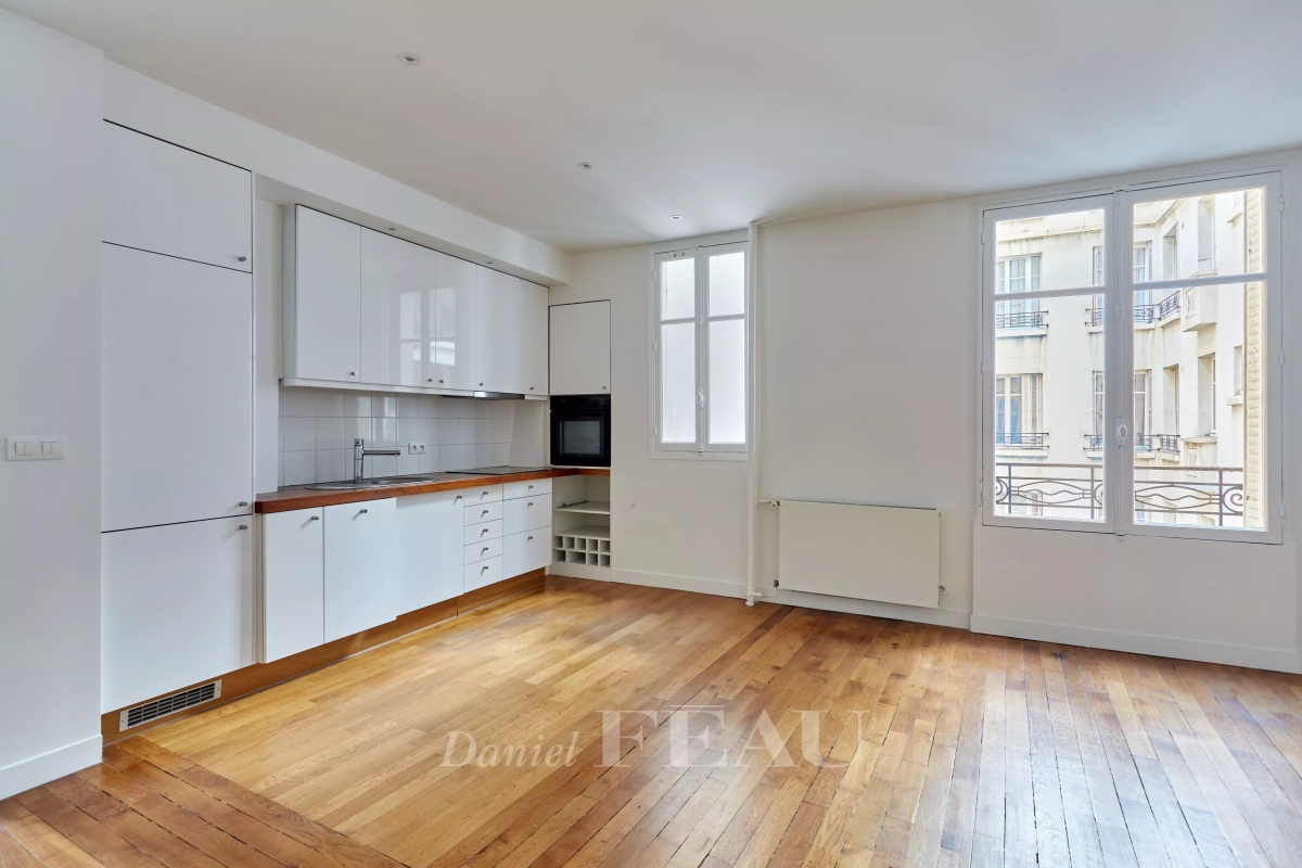 Appartement de luxe à louer à Paris 16ème, 2 200 €, Photo 1