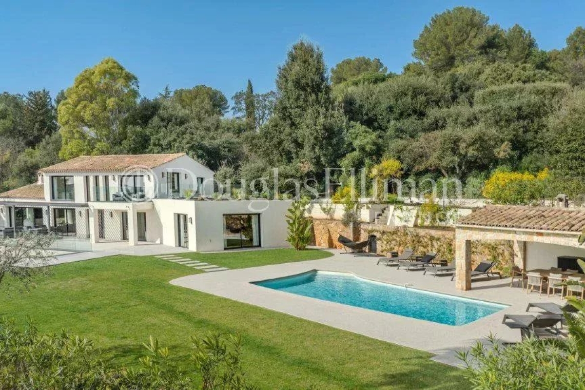 Luxury House for sale in Valbonne, 3 800 000 €, Photo 1