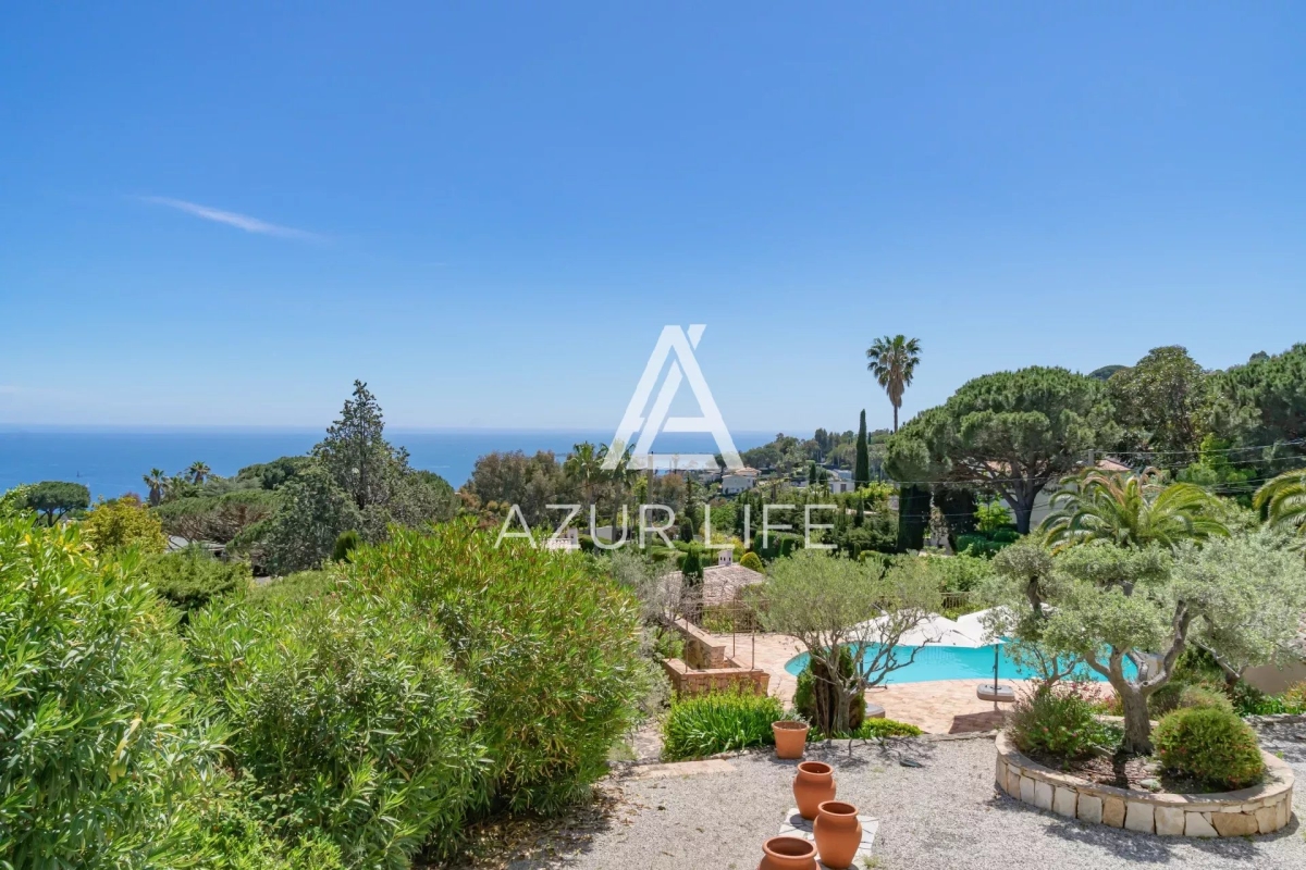 Maison de luxe à louer à Vallauris, 7 300 €, Photo 4