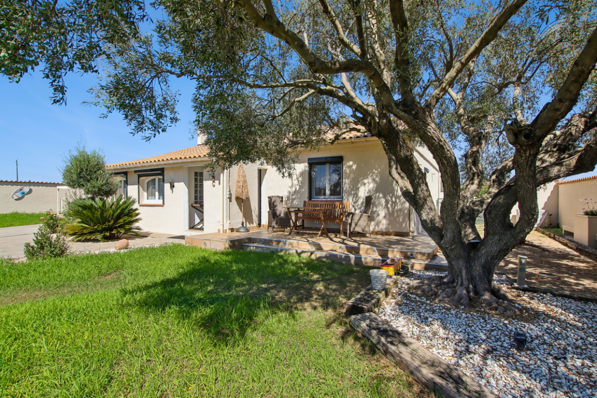 Maison de luxe à vendre à Le Muy, 850 000 €, Photo 3