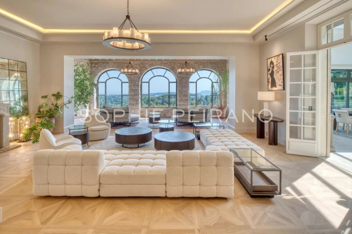 Luxury House for sale in Mougins, 27 900 000 €, Photo 3