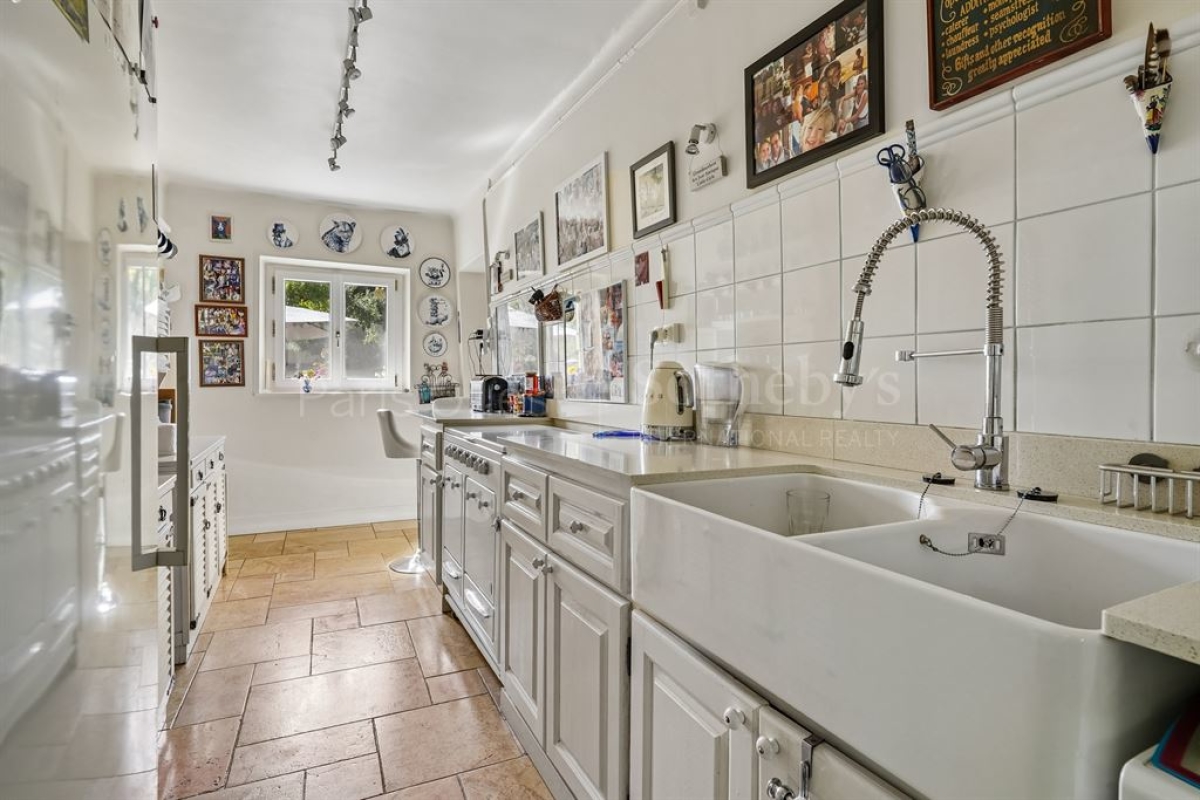 Maison de luxe à vendre à Poigny-la-Forêt, 1 500 000 €, Photo 7