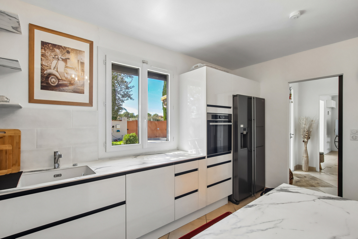 Maison de luxe à vendre à Le Muy, 850 000 €, Photo 7