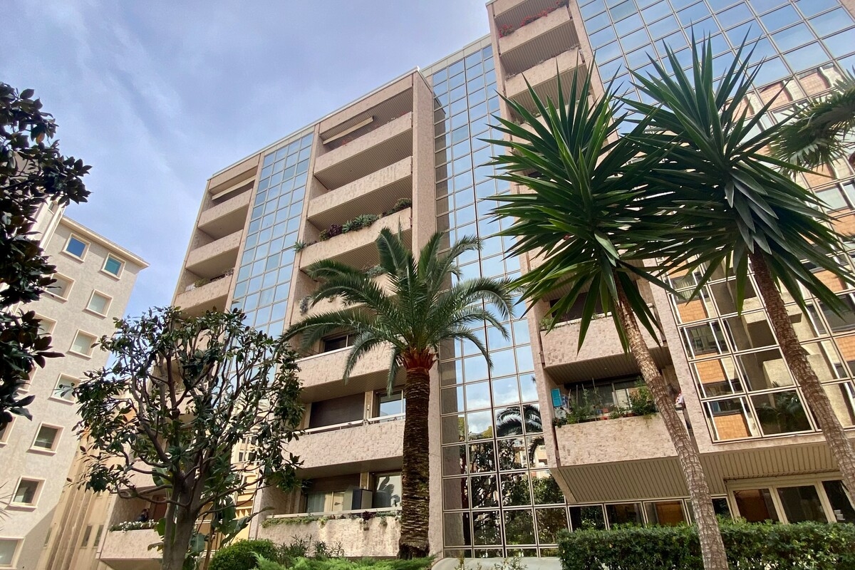 Luxury Apartment for sale in Monaco, 5 950 000 €, Photo 2