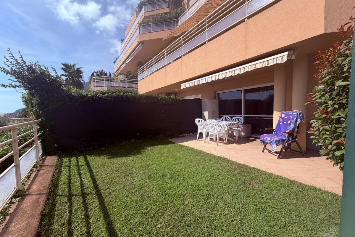 Appartement de luxe à vendre à Beausoleil, 550 000 €, Photo 3