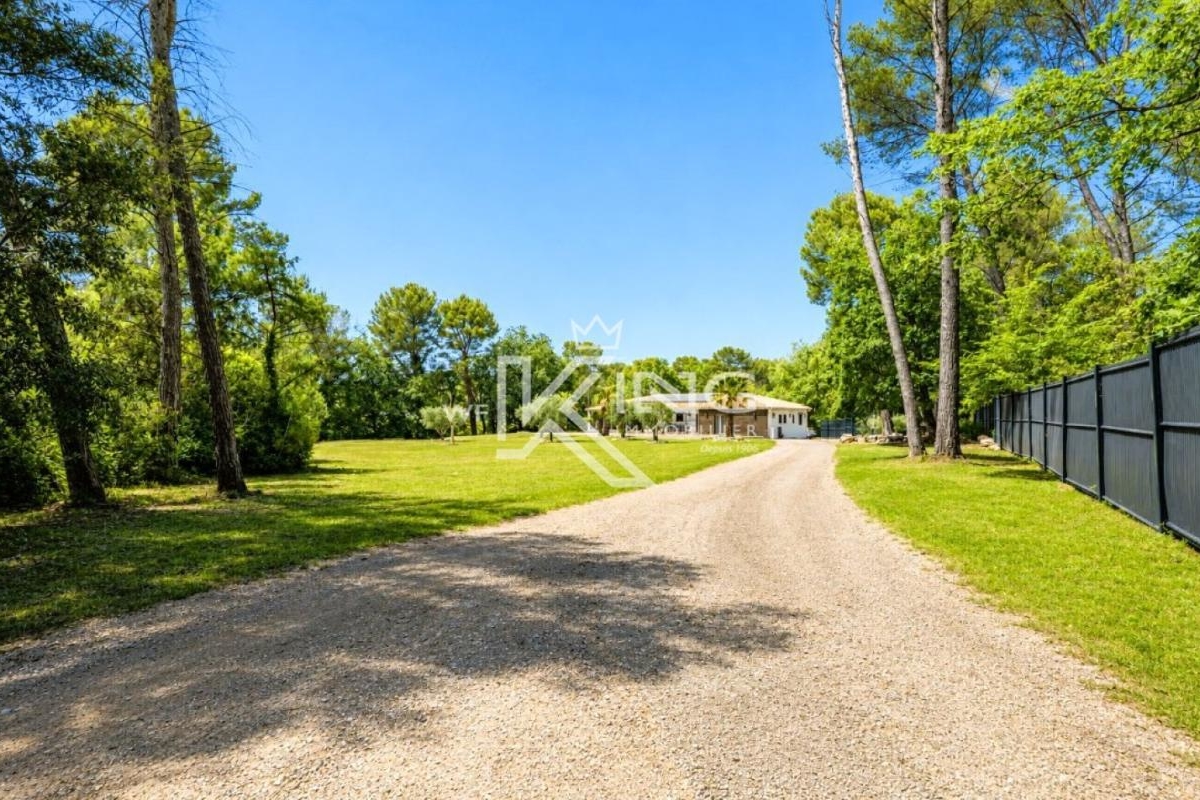 Maison de luxe à vendre à Trans-en-Provence, 990 000 €, Photo 3
