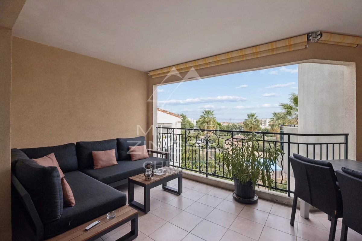 Luxury Apartment for sale in Antibes, 449 000 €, Photo 4