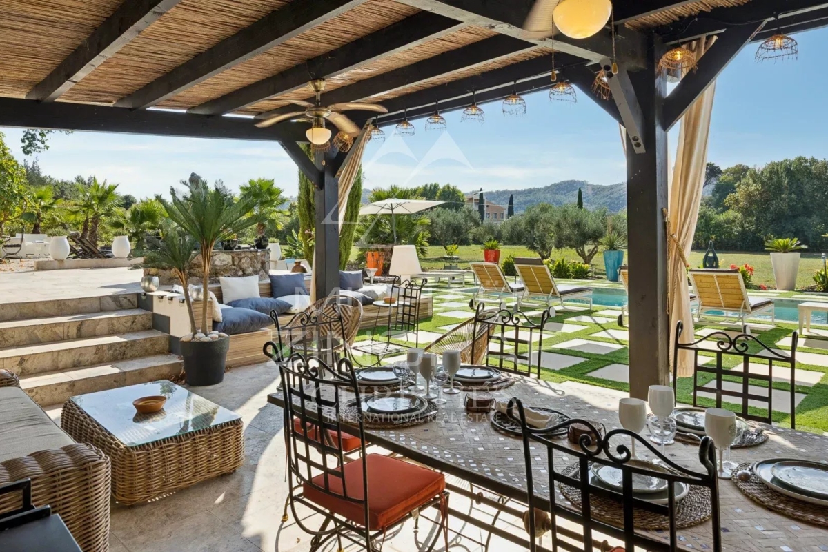 Maison de luxe à vendre à Les Arcs sur Argens, 1 790 000 €, Photo 5