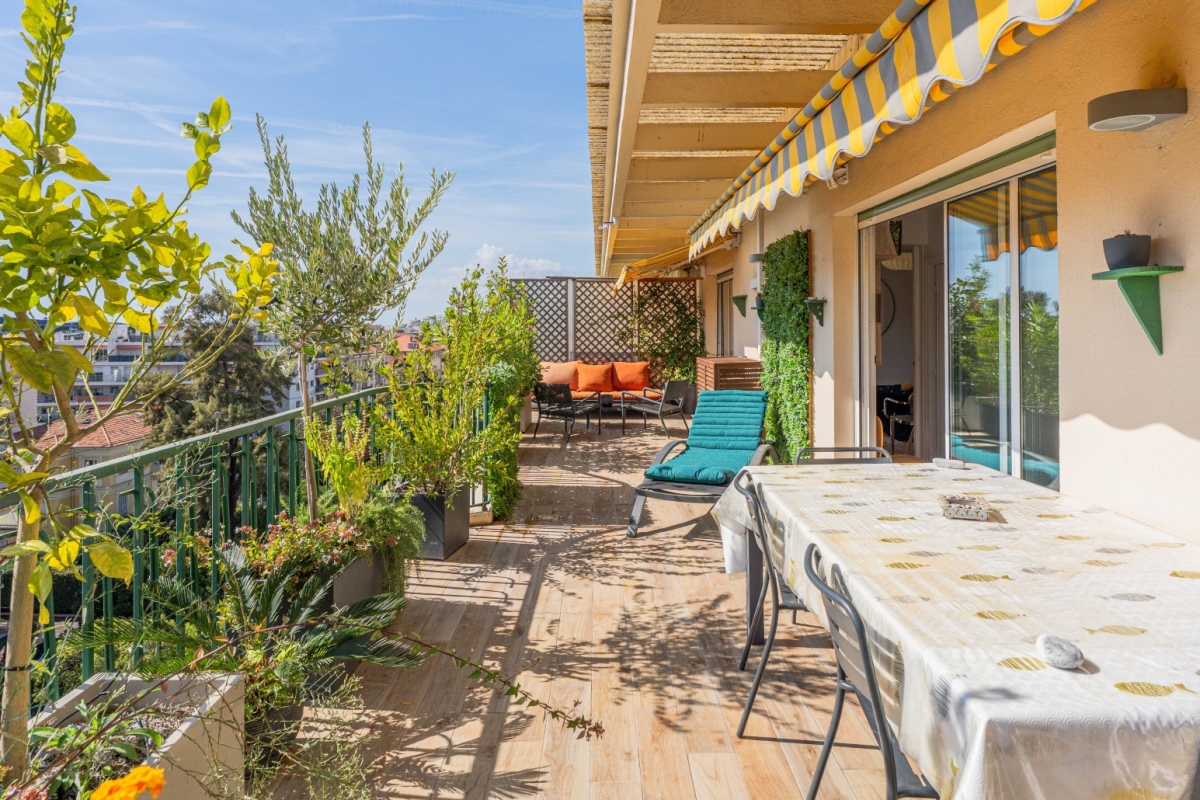 Luxury Apartment for sale in Nice, 1 140 000 €, Photo 3