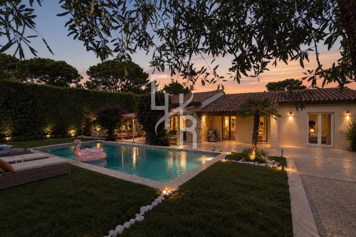 Maison de luxe à vendre à Mougins, 1 870 000 €, Photo 1