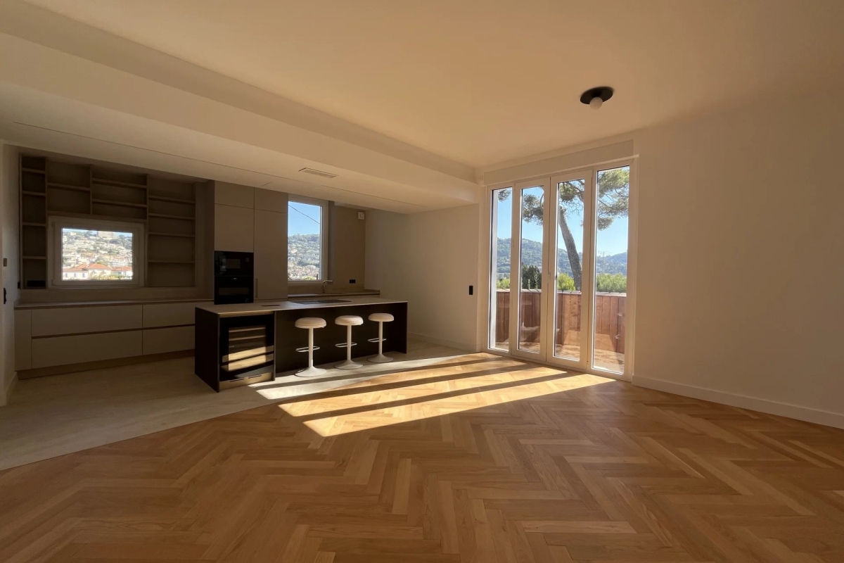 Luxury Apartment for sale in Le Cannet, 999 000 €, Photo 1
