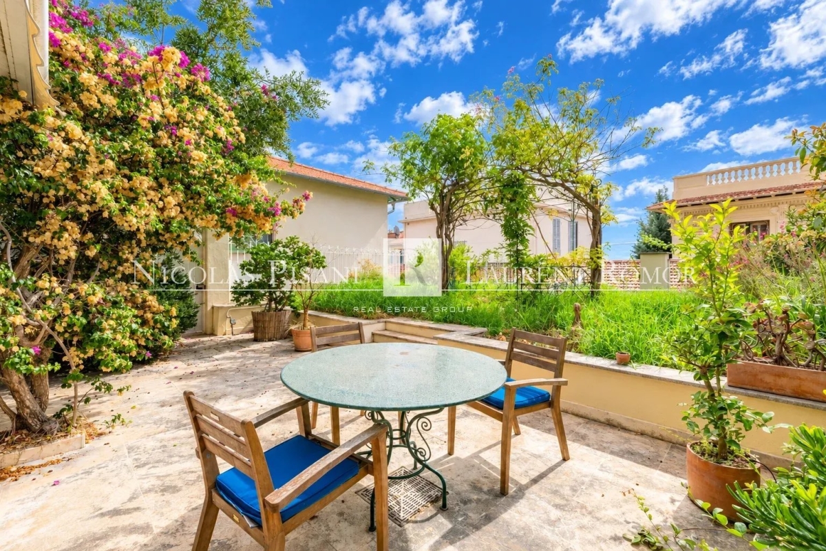 Appartement de luxe à vendre à Villefranche-sur-Mer, 615 000 €, Photo 1