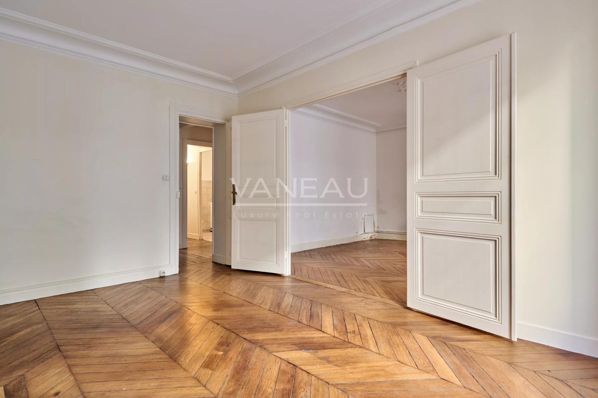 Luxury Apartment for sale in Paris 16ème, 640 000 €, Photo 2