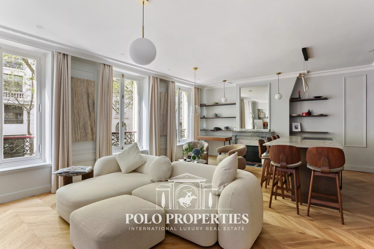 Luxury Apartment for sale in Paris 8ème, 1 400 000 €, Photo 3