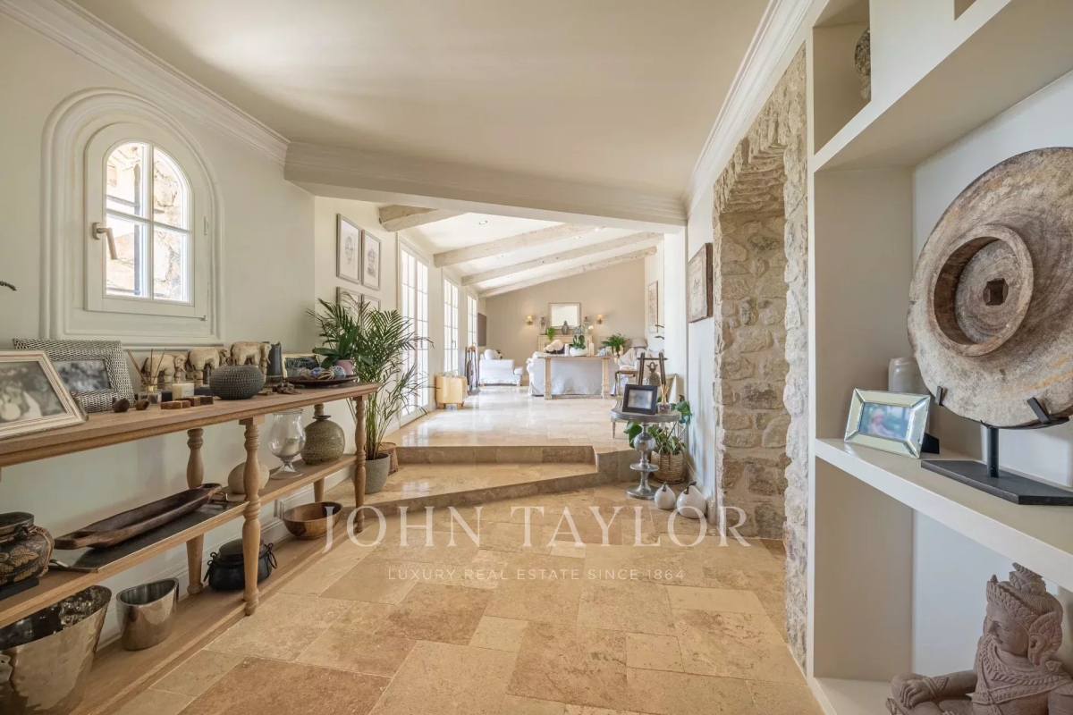 Luxury House for sale in Roquefort-les-Pins, 2 190 000 €, Photo 7