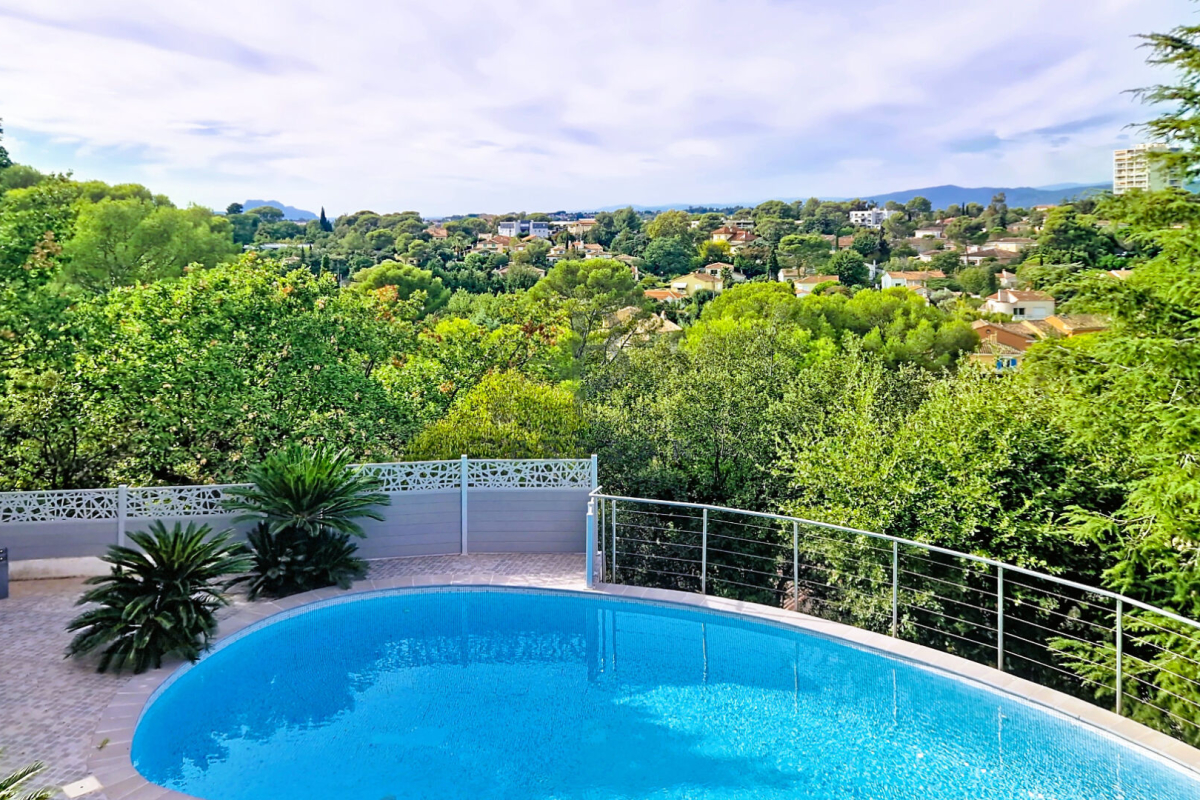 Maison de luxe à vendre à Saint-Raphaël, 1 180 000 €, Photo 5