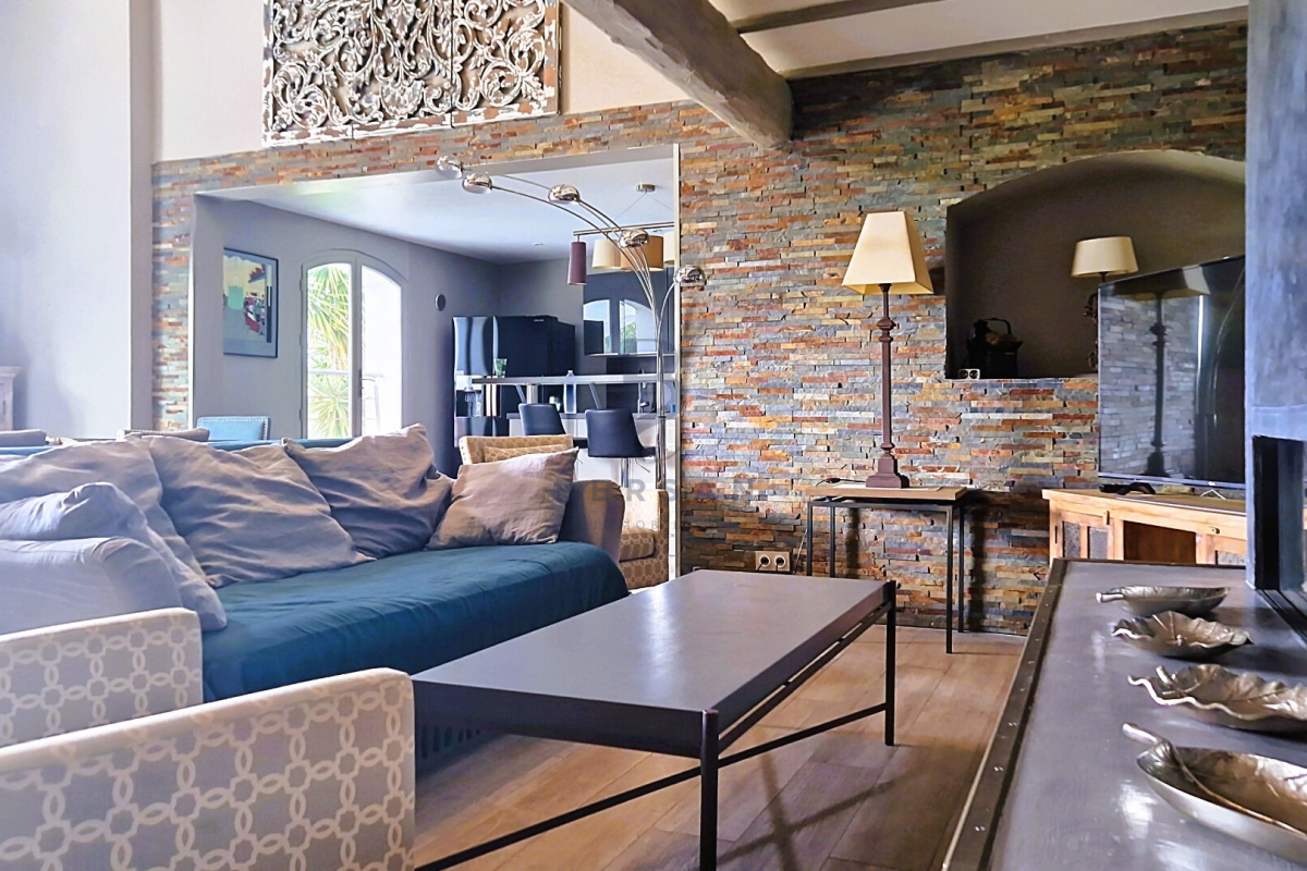 Maison de luxe à vendre à Saint-Raphaël, 1 180 000 €, Photo 7