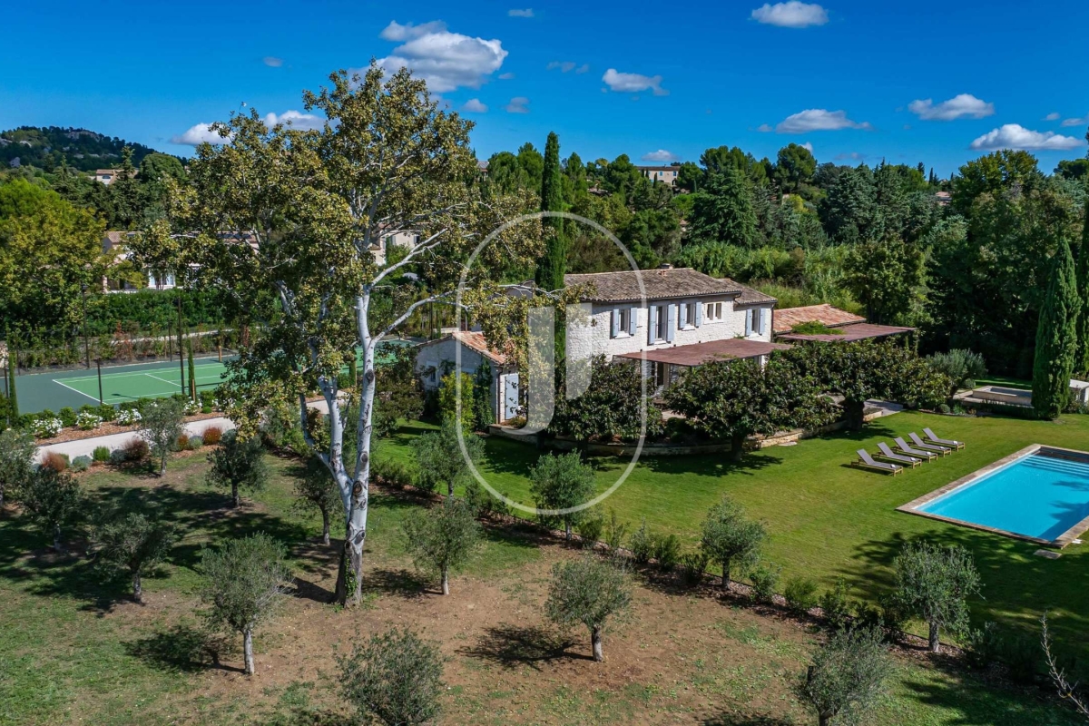 Maison de luxe à vendre à Maussane les Alpilles, 4 900 000 €, Photo 1