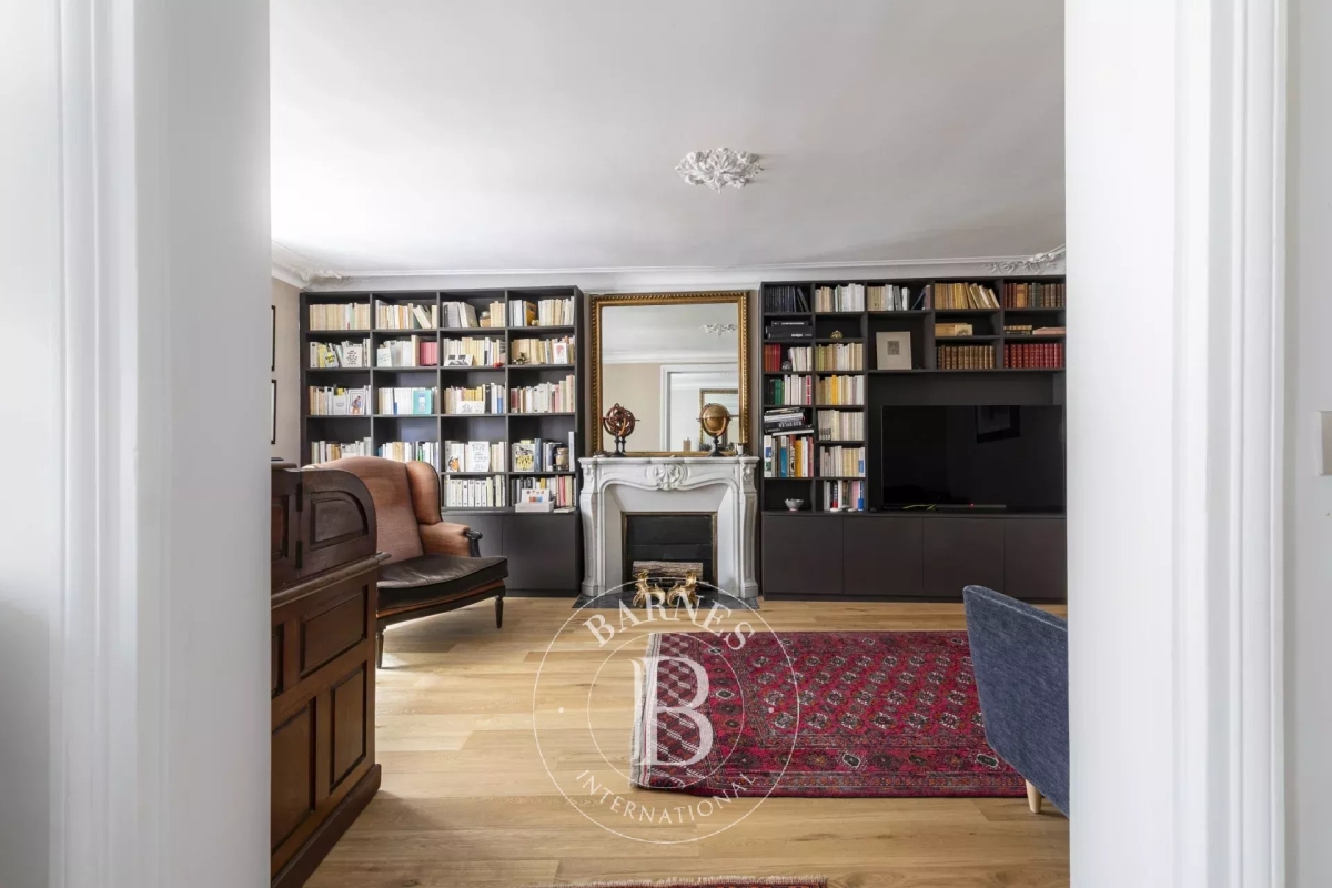 Luxury Apartment for sale in Paris 7ème, 2 320 000 €, Photo 2