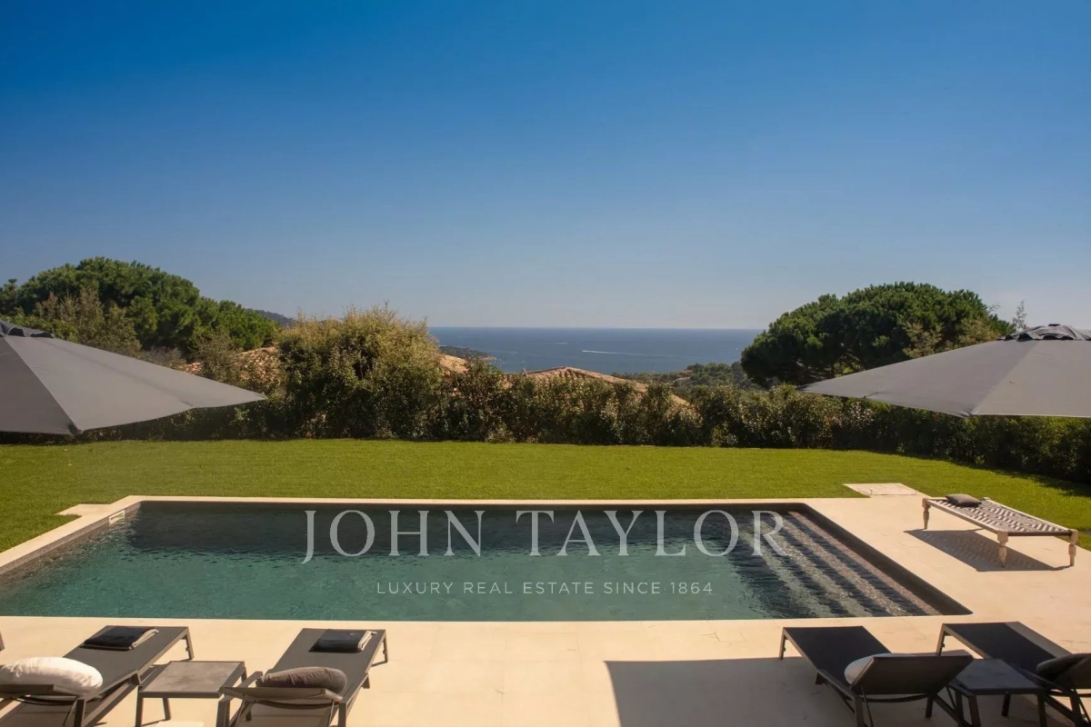 Luxury House for sale in La Croix-Valmer, 4 490 000 €, Photo 2