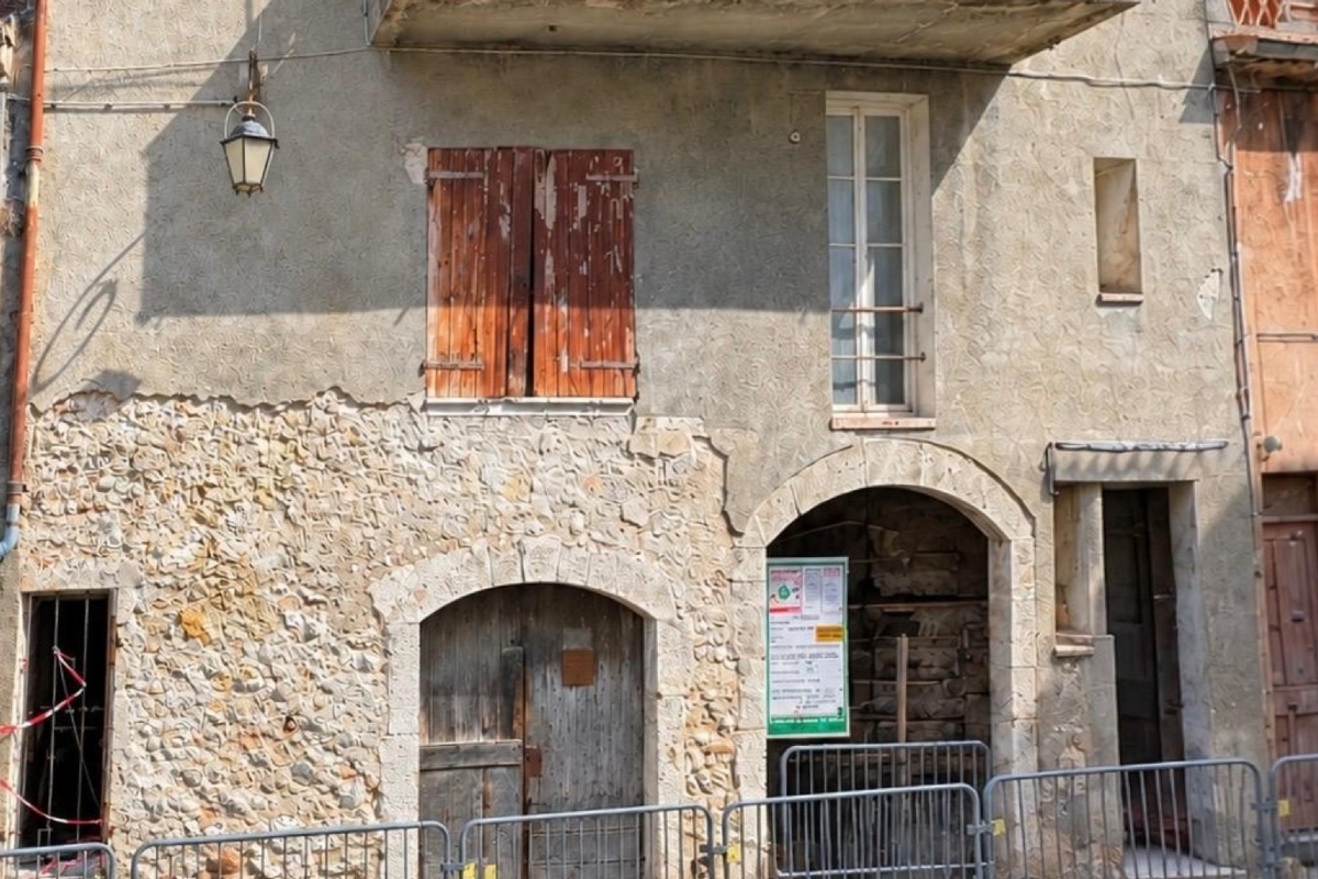 Maison de luxe à vendre à Vence, 535 000 €, Photo 2