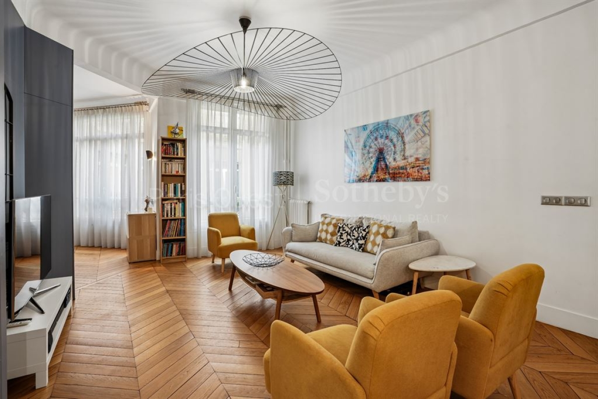 Luxury Apartment for sale in Paris 16ème, 1 490 000 €, Photo 3