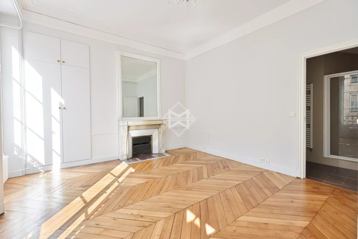 Luxury Apartment for sale in Paris 9ème, 1 700 000 €, Photo 4