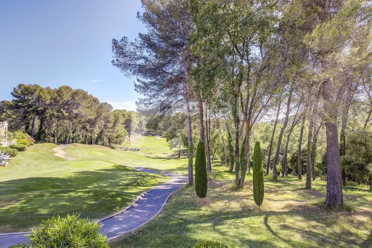 Luxury House for sale in Mougins, 749 000 €, Photo 2