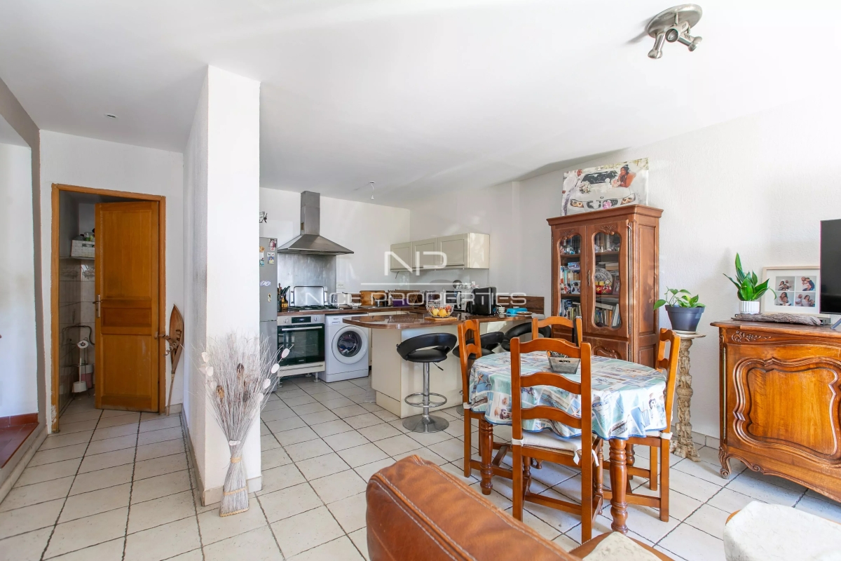 Appartement de luxe à vendre à Nice, 270 000 €, Photo 2