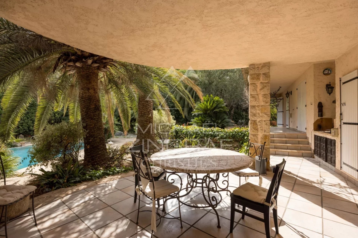 Maison de luxe à vendre à Mougins, 1 880 000 €, Photo 3