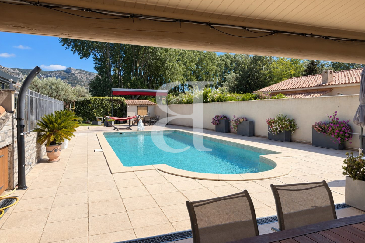 Luxury House for sale in L Isle-sur-La-Sorgue, 675 000 €, Photo 4