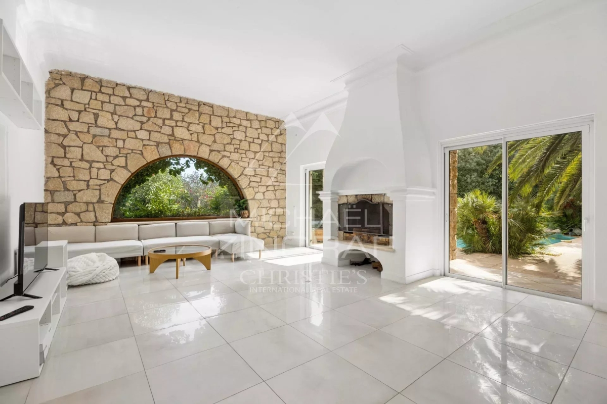 Maison de luxe à vendre à Mougins, 1 880 000 €, Photo 4