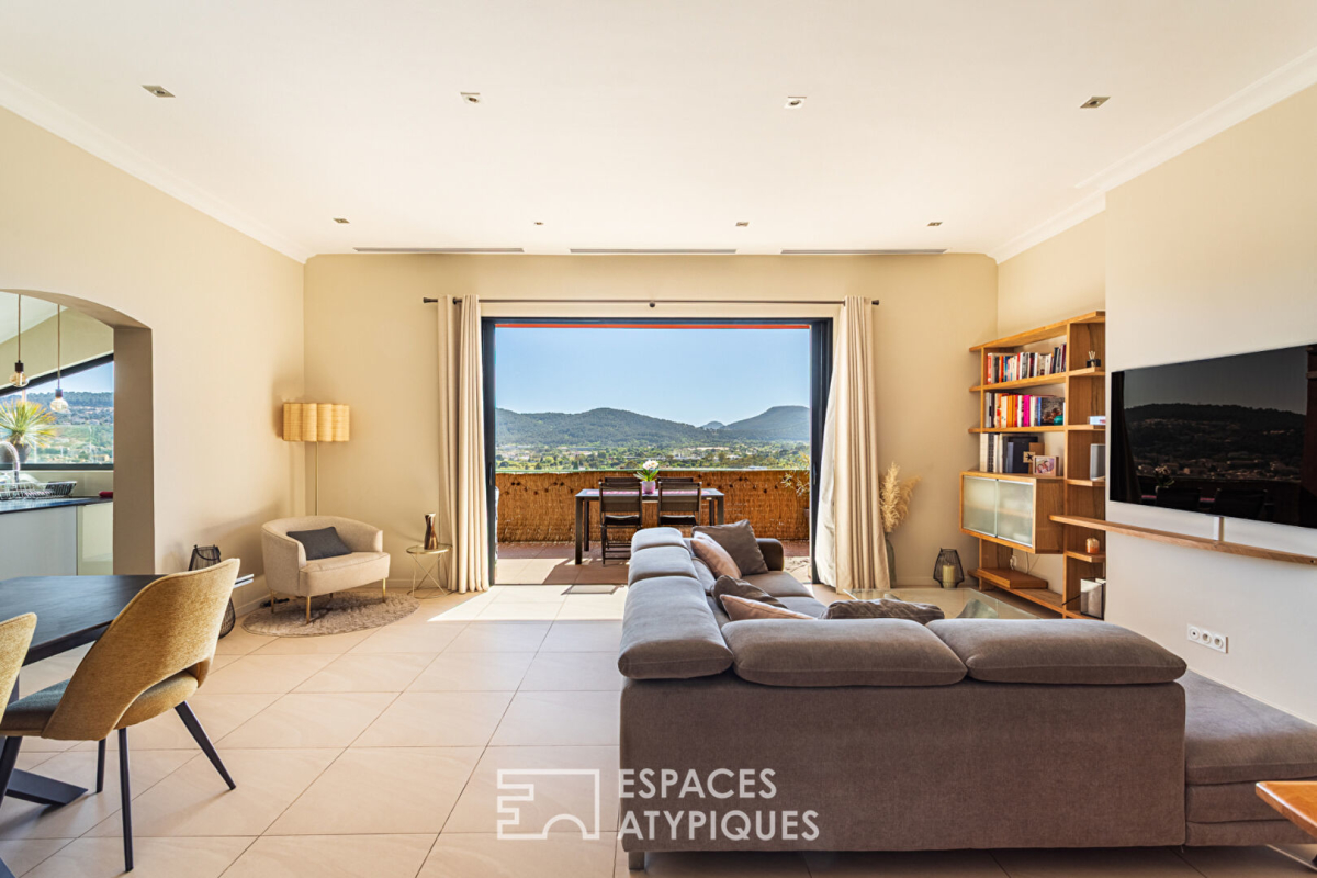 Luxury Apartment for sale in Hyères, 624 000 €, Photo 5