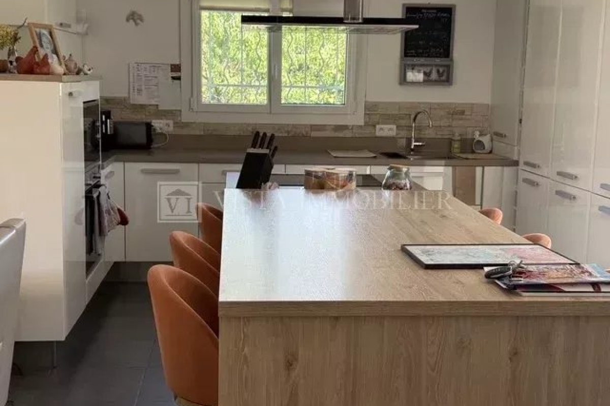 Luxury House for sale in Mollégès, 576 000 €, Photo 5