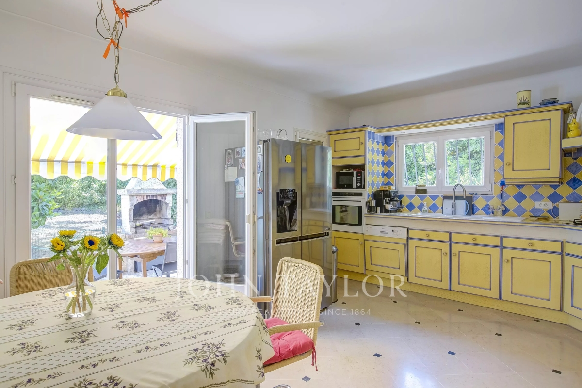 Luxury House for sale in Roquefort-les-Pins, 1 270 000 €, Photo 6