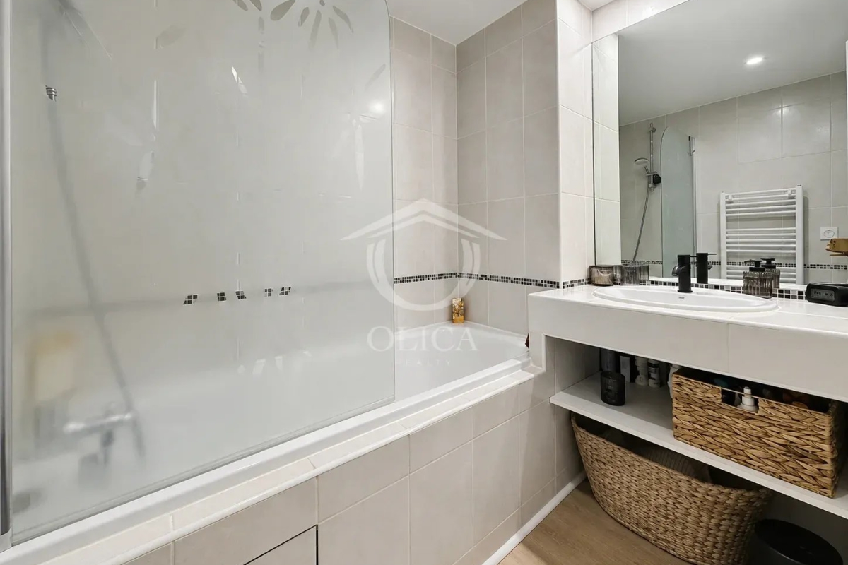 Luxury Apartment for sale in Antibes, 285 000 €, Photo 4