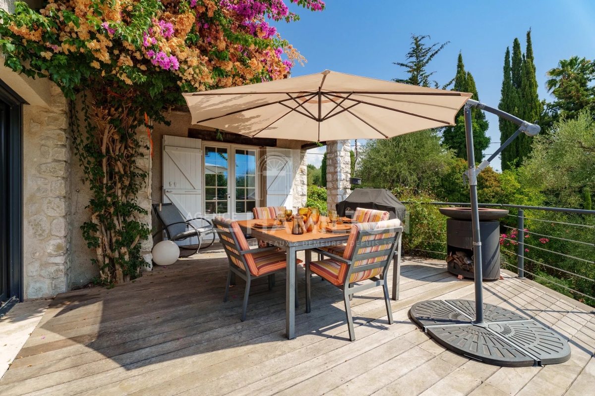Luxury House for sale in Tourrettes-sur-Loup, 1 290 000 €, Photo 2