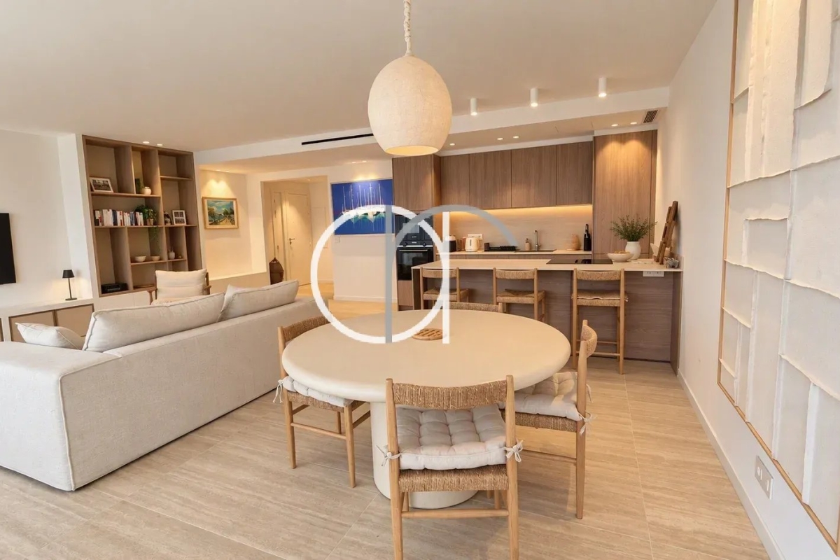 Luxury Apartment for sale in Cannes, 1 180 000 €, Photo 2
