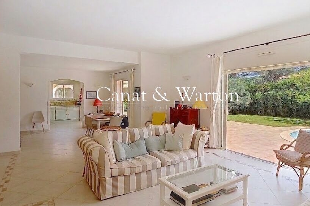 Maison de luxe à vendre à Saint-Raphaël, 1 340 000 €, Photo 3