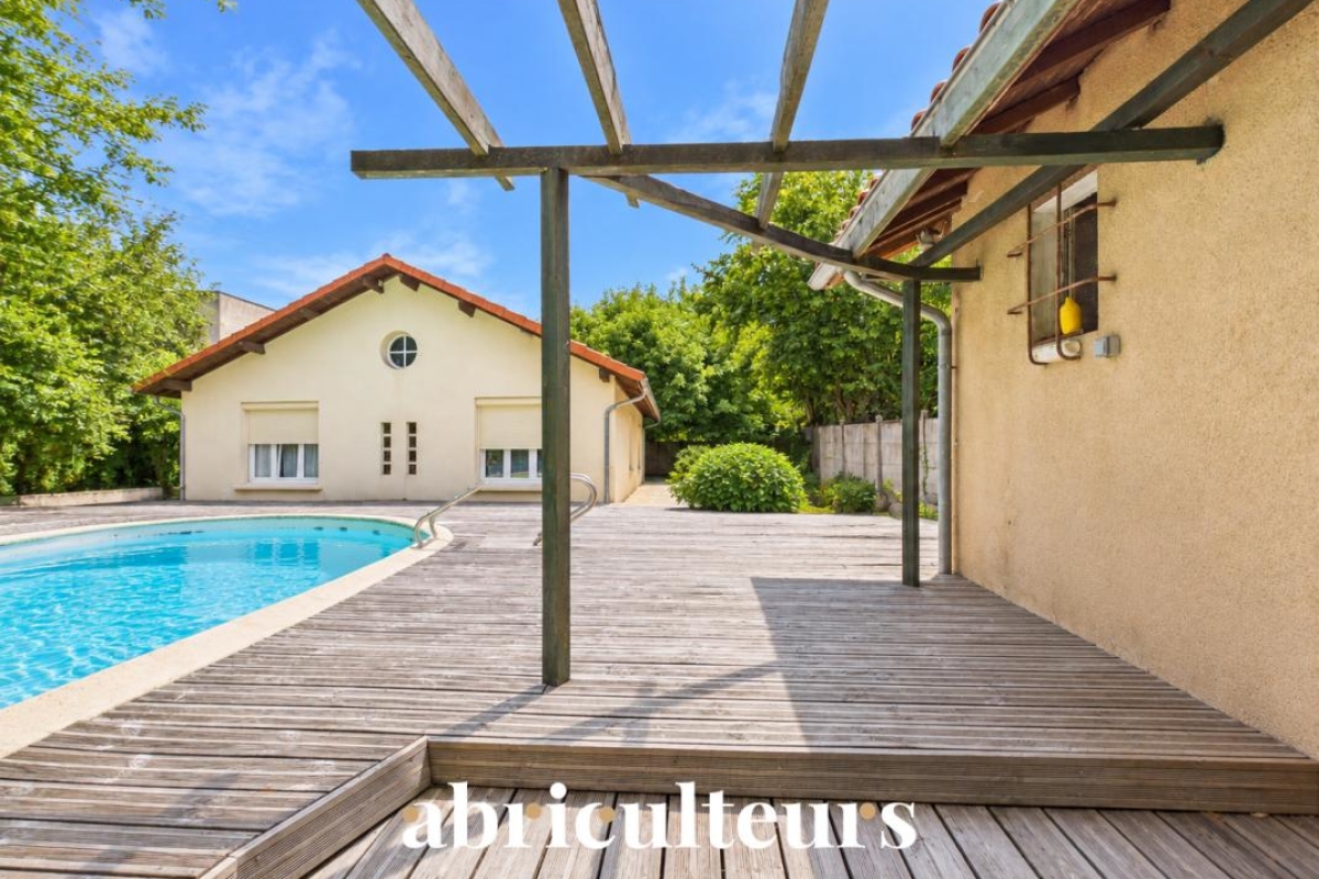 Maison de luxe à vendre à Bordeaux, 735 000 €, Photo 7