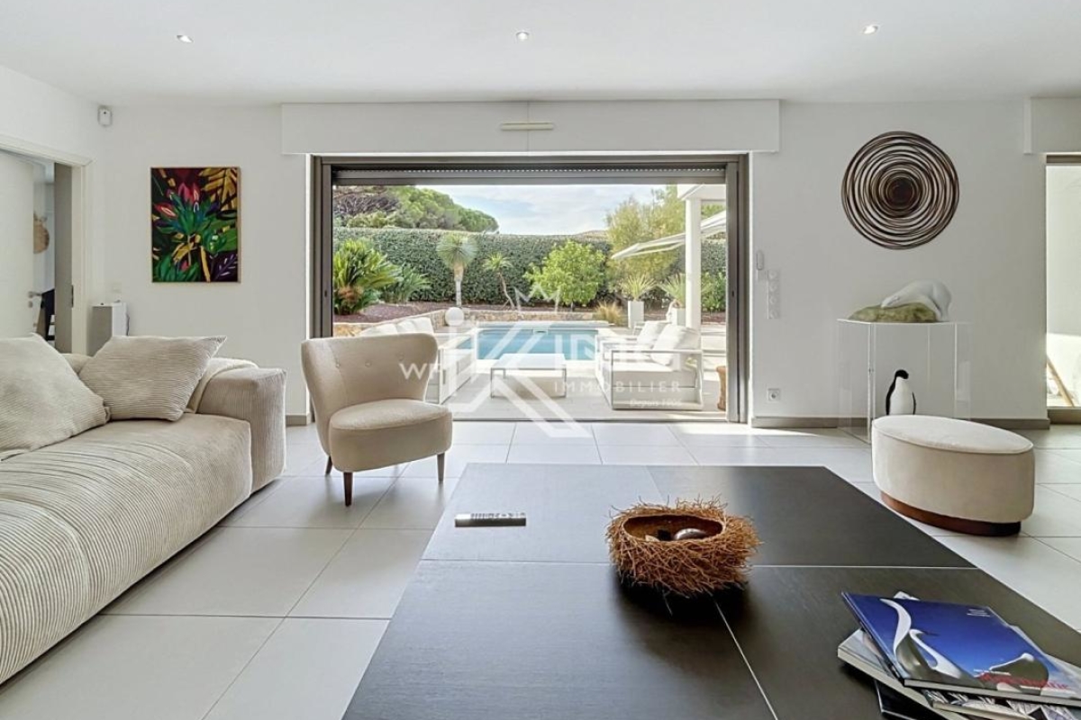 Maison de luxe à vendre à Saint-Raphaël, 1 490 000 €, Photo 7
