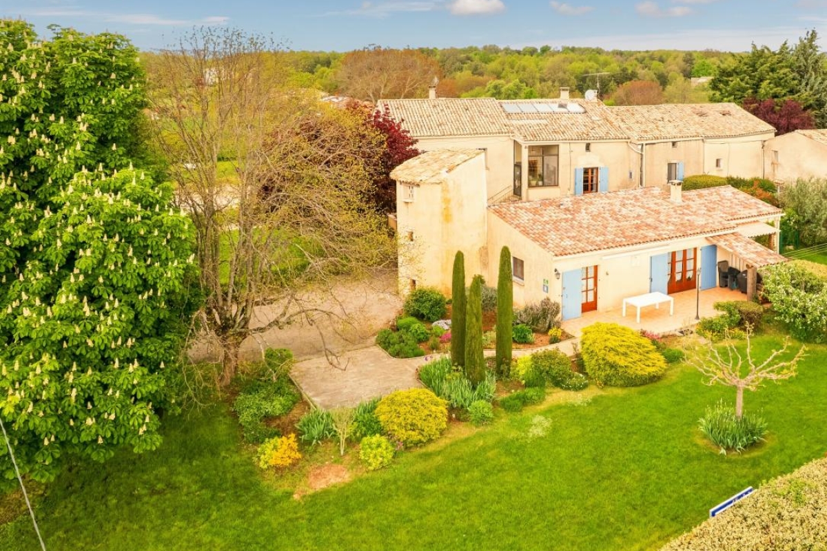 Maison de luxe à vendre à Simiane-la-Rotonde, 694 000 €, Photo 2