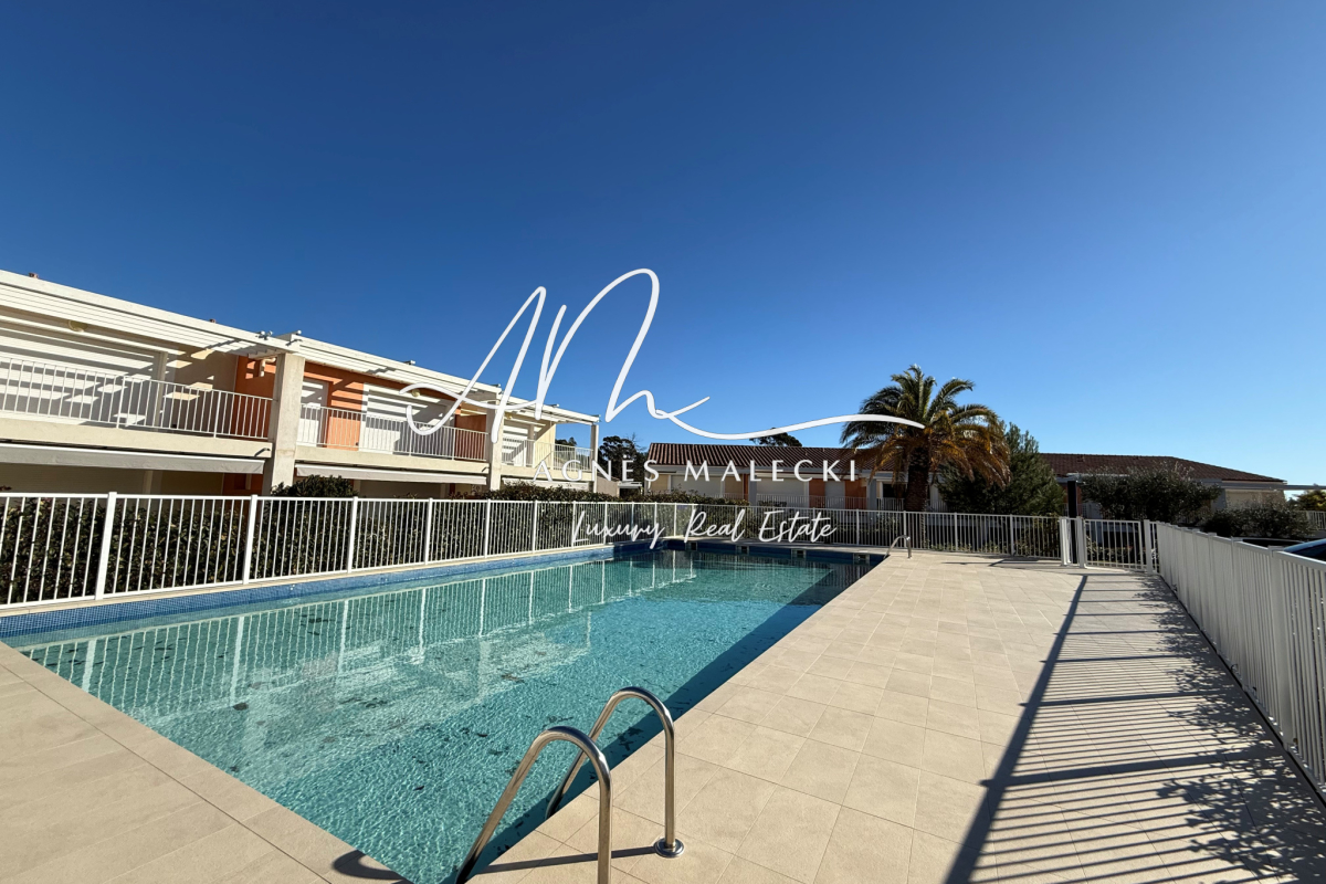 Appartement de luxe à vendre à Cavalaire-sur-Mer, 499 200 €, Photo 3